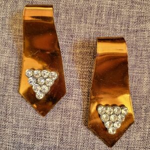 Pair Of Vintage Fur Clips